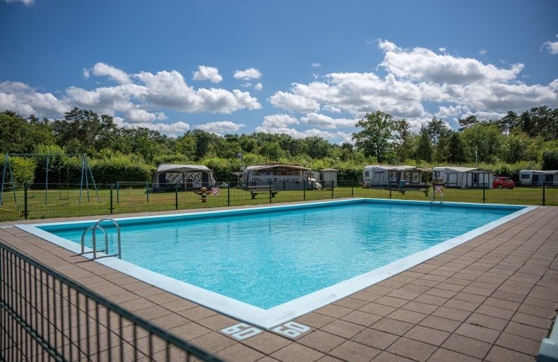 Vakantie in gelderland op camping reusterman met zwembad